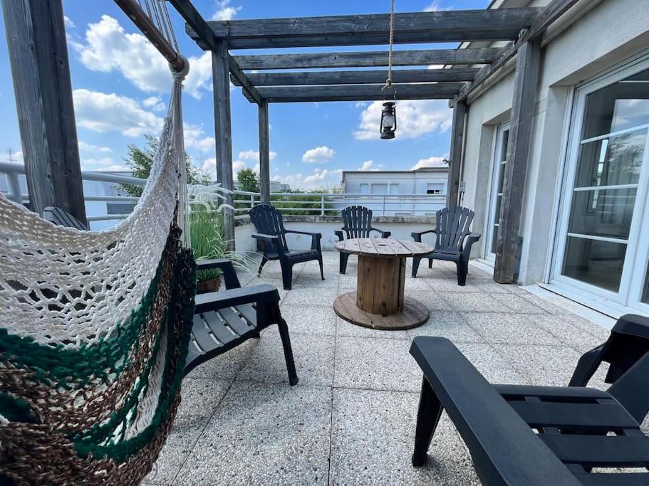 Duplex Western - Disney A Paris - Apartment Монтеврен Екстериор снимка