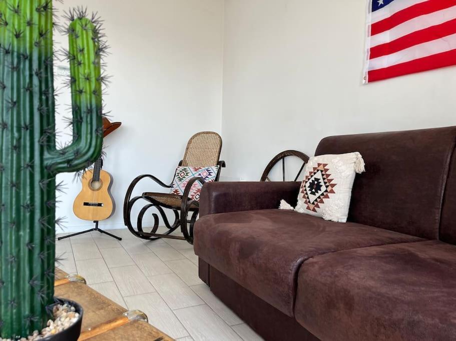 Duplex Western - Disney A Paris - Apartment Монтеврен Екстериор снимка